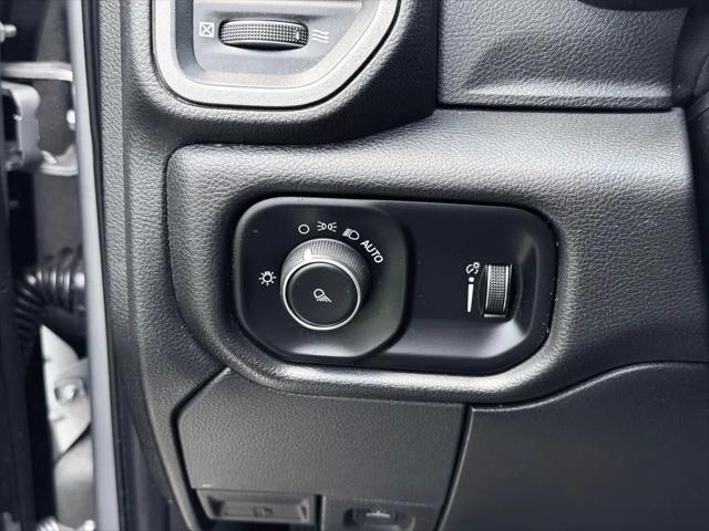 2024 Ram 3500 Tradesman Crew Cab 4x4 8' Box