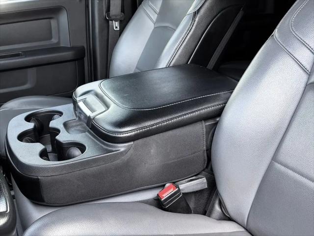 2024 Ram 3500 Tradesman Crew Cab 4x4 8' Box