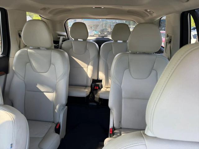 2021 Volvo XC90 T6 Momentum 6 Passenger