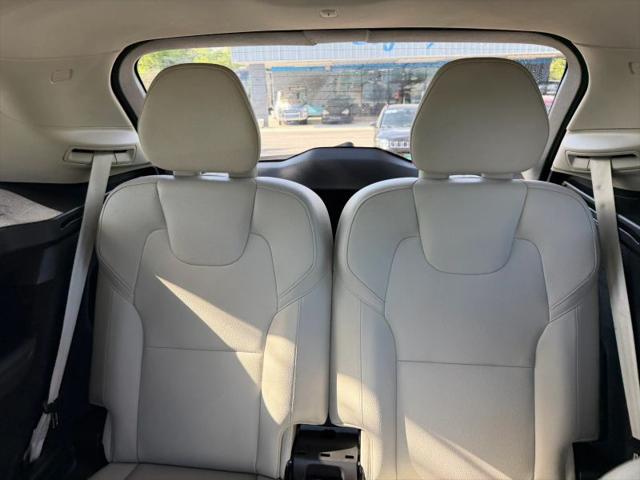 2021 Volvo XC90 T6 Momentum 6 Passenger