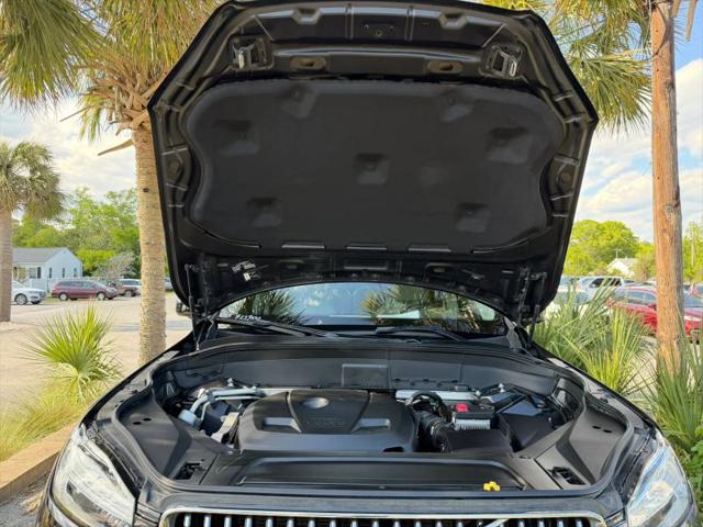 2021 Volvo XC90 T6 Momentum 6 Passenger
