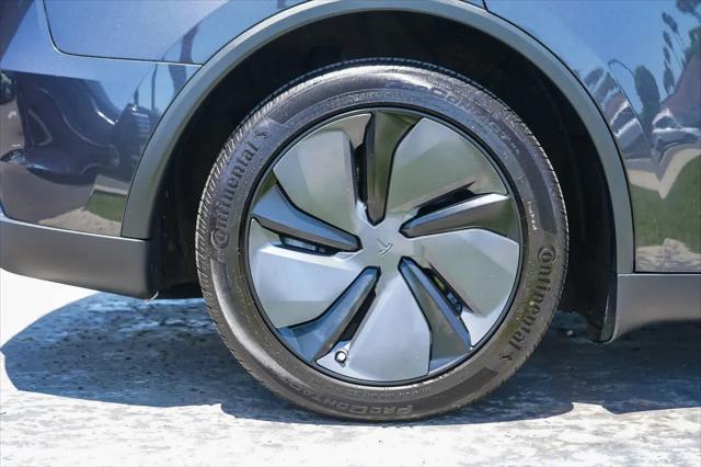 2026 Tesla Model Y Premium All-Wheel Drive