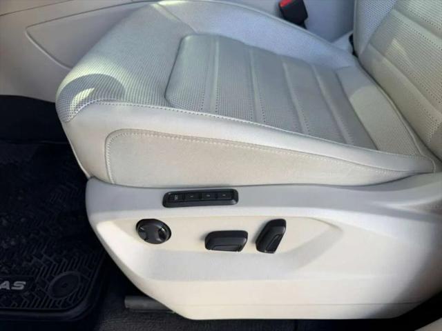 2018 Volkswagen Atlas 3.6L V6 SEL Premium