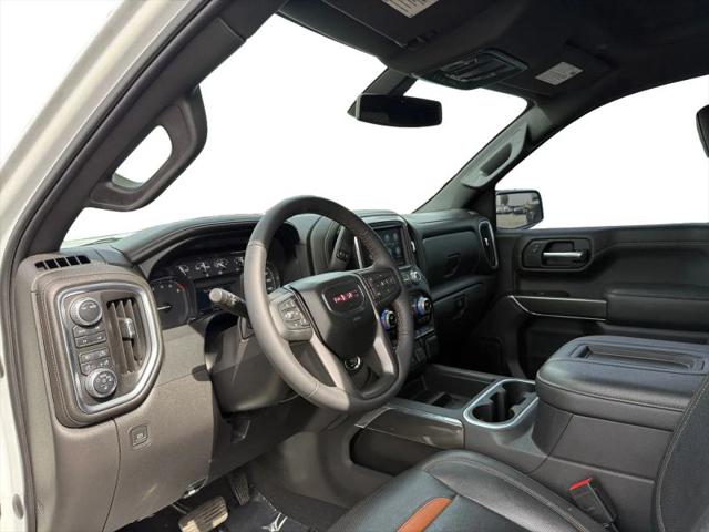 2022 GMC Sierra 1500 Limited 4WD Crew Cab Short Box AT4
