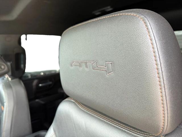 2022 GMC Sierra 1500 Limited 4WD Crew Cab Short Box AT4