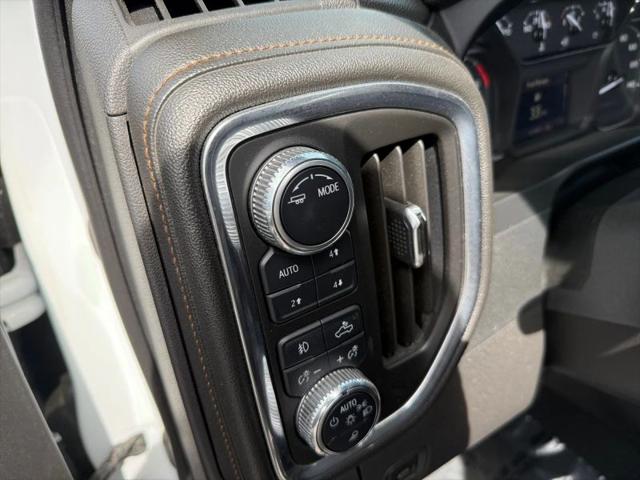 2022 GMC Sierra 1500 Limited 4WD Crew Cab Short Box AT4