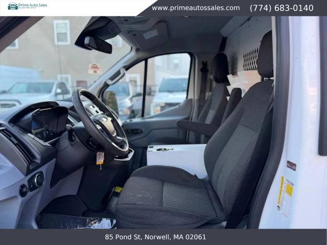 2016 Ford Transit w/60/40 Side Door w/RWB