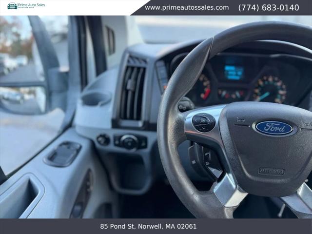 2016 Ford Transit w/60/40 Side Door w/RWB