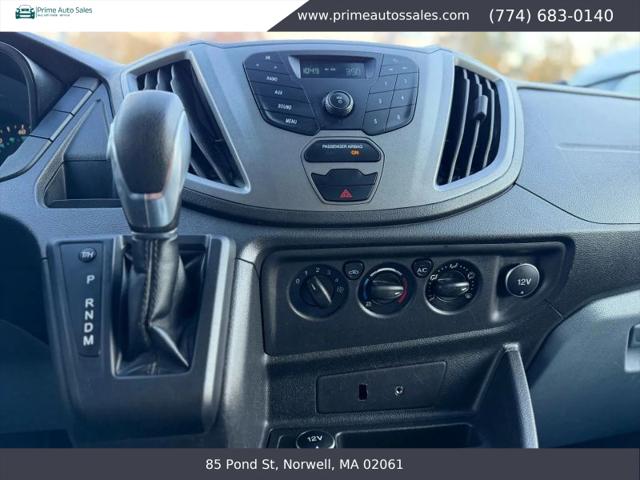 2016 Ford Transit w/60/40 Side Door w/RWB