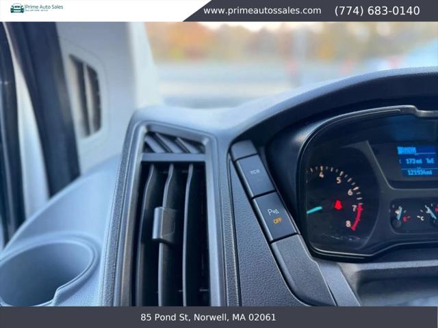 2016 Ford Transit w/60/40 Side Door w/RWB