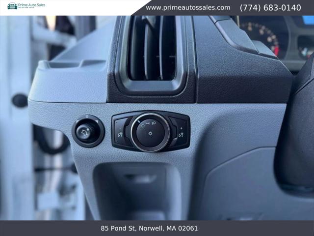 2016 Ford Transit w/60/40 Side Door w/RWB