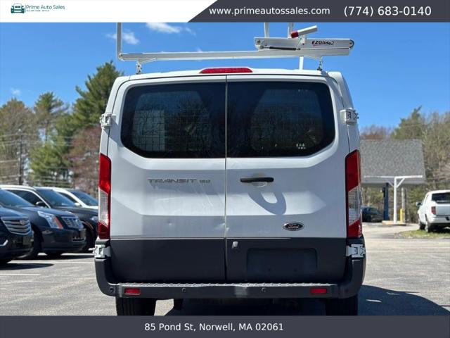 2016 Ford Transit w/60/40 Side Door w/RWB