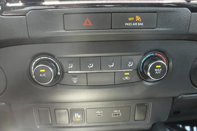 2022 Nissan Frontier Crew Cab SV 4x2