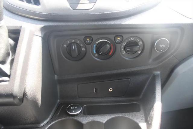 2016 Ford Transit w/60/40 Side Door w/RWB