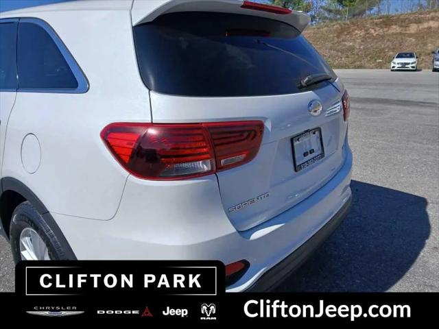 2020 Kia Sorento 2.4L LX
