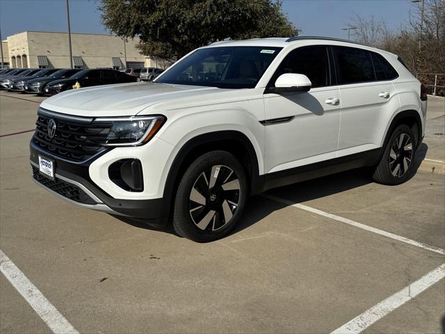 2026 Volkswagen Atlas Cross Sport SE with Technology