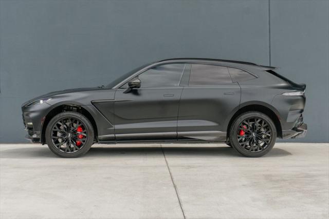 2023 Aston Martin DBX 707
