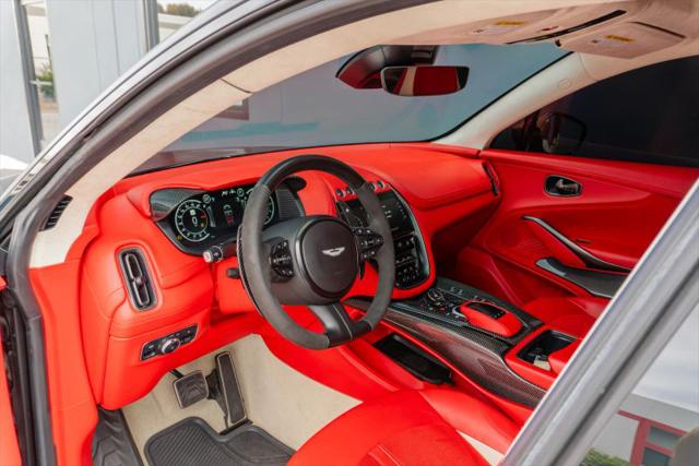 2023 Aston Martin DBX 707