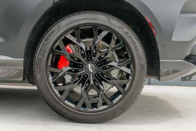 2023 Aston Martin DBX 707