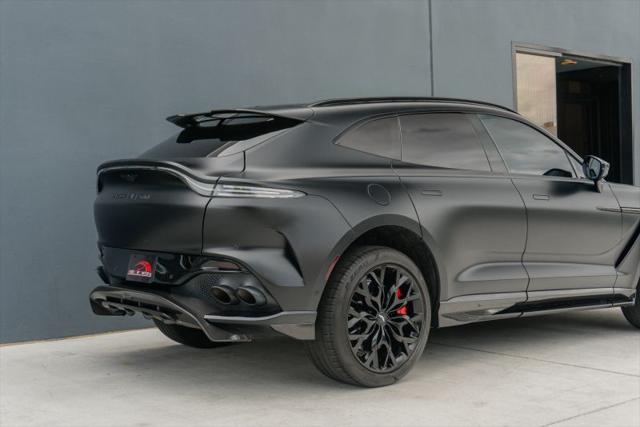 2023 Aston Martin DBX 707