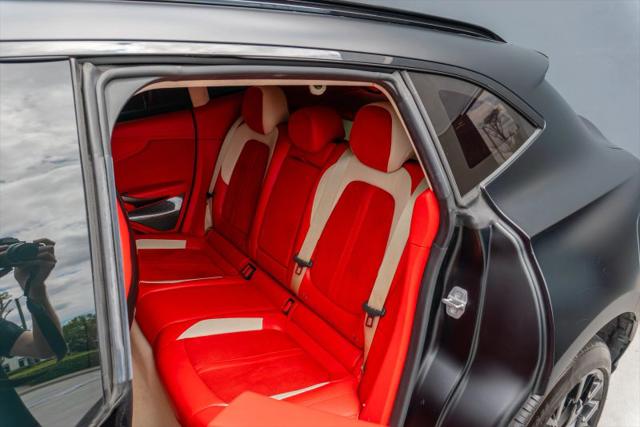 2023 Aston Martin DBX 707