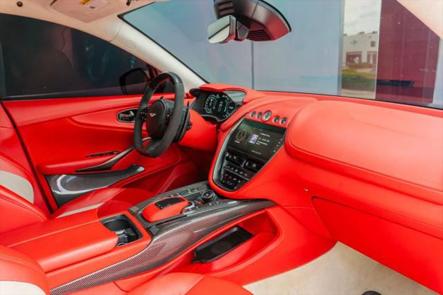 2023 Aston Martin DBX 707