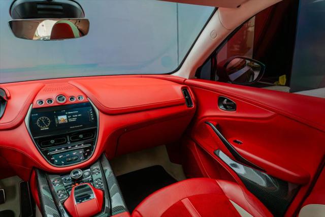 2023 Aston Martin DBX 707
