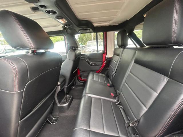2012 Jeep Wrangler Unlimited Sahara