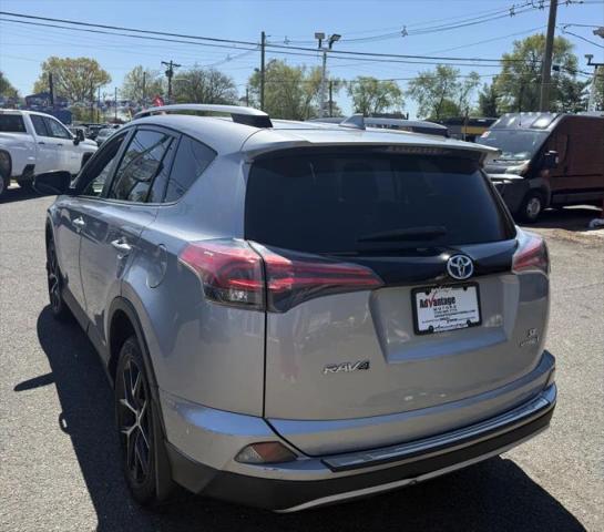 2018 Toyota RAV4 Hybrid SE