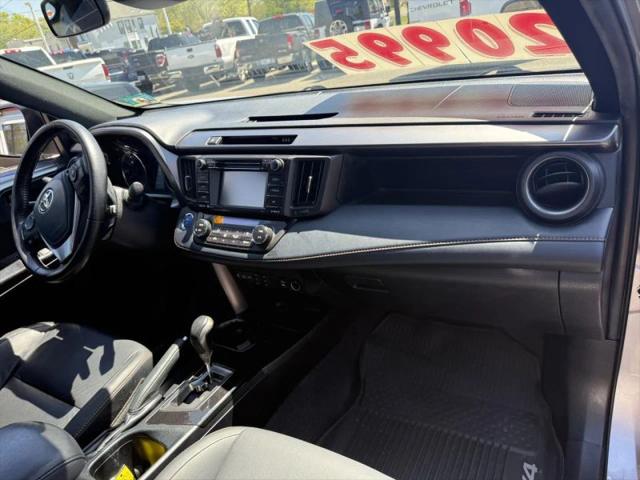 2018 Toyota RAV4 Hybrid SE