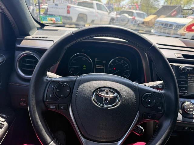 2018 Toyota RAV4 Hybrid SE