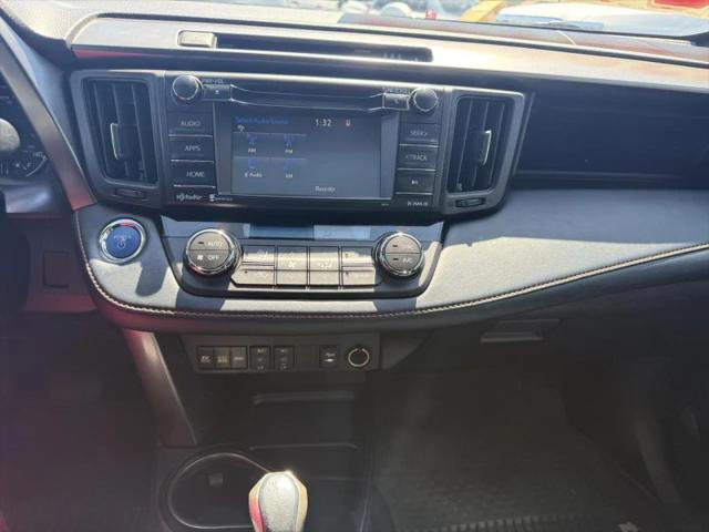 2018 Toyota RAV4 Hybrid SE