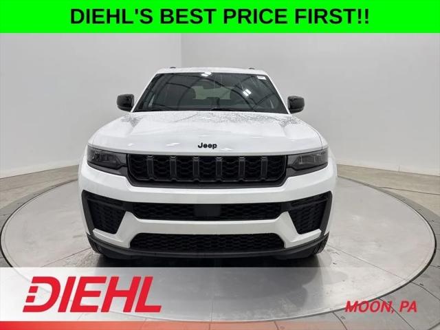 2026 Jeep Grand Cherokee GRAND CHEROKEE LAREDO ALTITUDE 4X4 2026 Jeep Grand Cherokee GRAND CHEROKEE LAREDO ALTITUDE 4X4