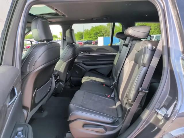 2026 Jeep Grand Cherokee L Altitude 4x4