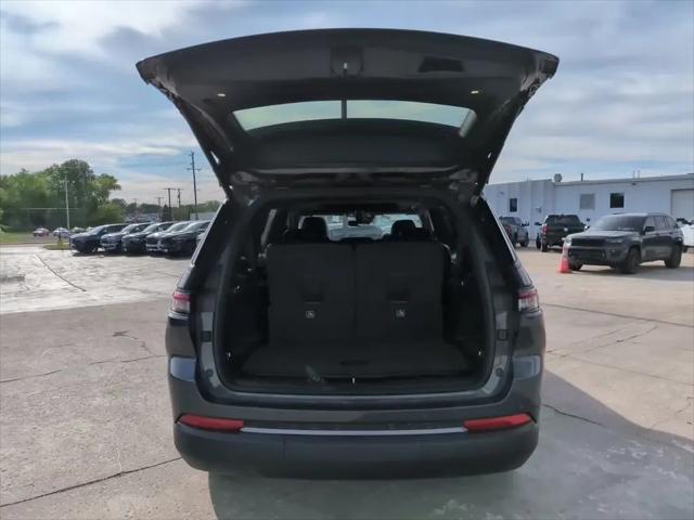 2026 Jeep Grand Cherokee L Altitude 4x4