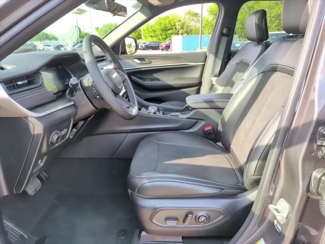 2026 Jeep Grand Cherokee L Altitude 4x4