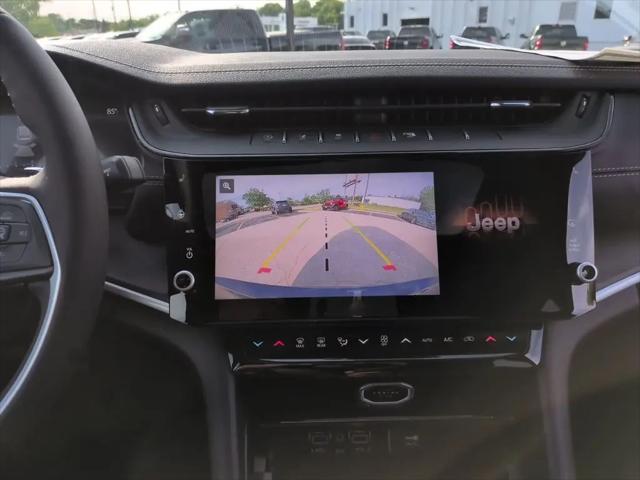 2026 Jeep Grand Cherokee L Altitude 4x4