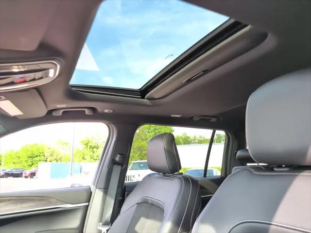 2026 Jeep Grand Cherokee L Altitude 4x4