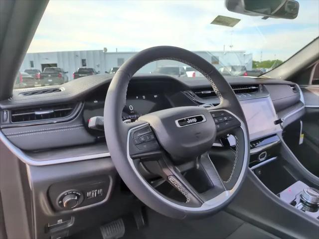 2026 Jeep Grand Cherokee L Altitude 4x4