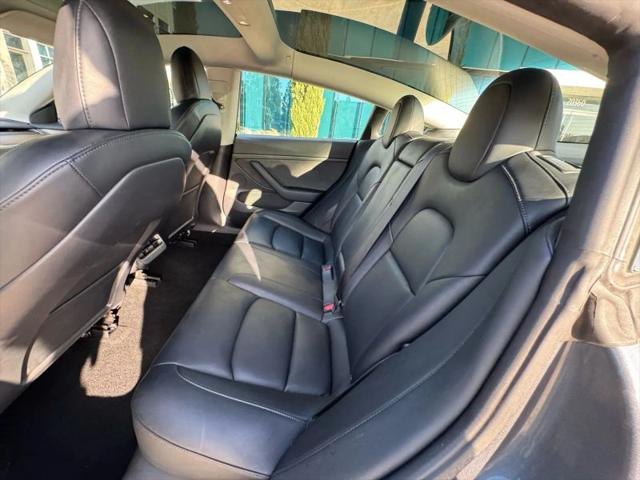 2022 Tesla Model 3 Long Range Dual Motor All-Wheel Drive
