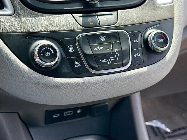 2022 Chevrolet Malibu FWD 1FL