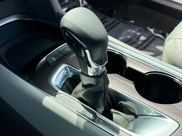 2022 Chevrolet Malibu FWD 1FL