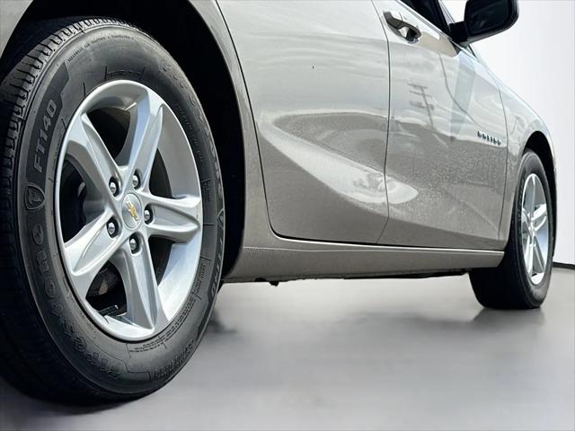 2022 Chevrolet Malibu FWD 1FL