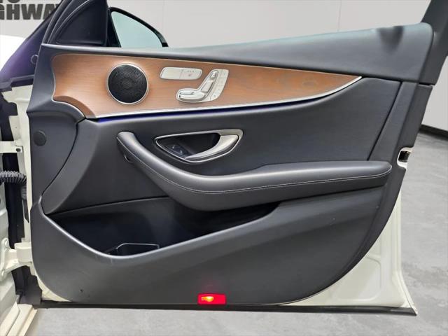 2019 Mercedes-Benz E-CLASS E 300 E 300