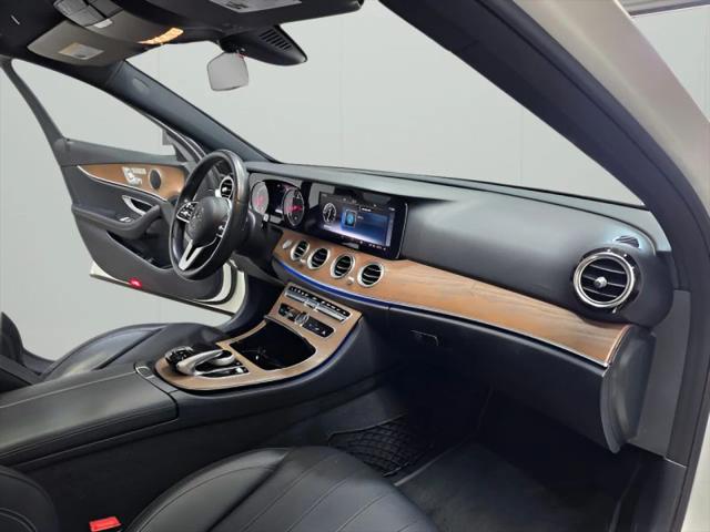 2019 Mercedes-Benz E-CLASS E 300 E 300