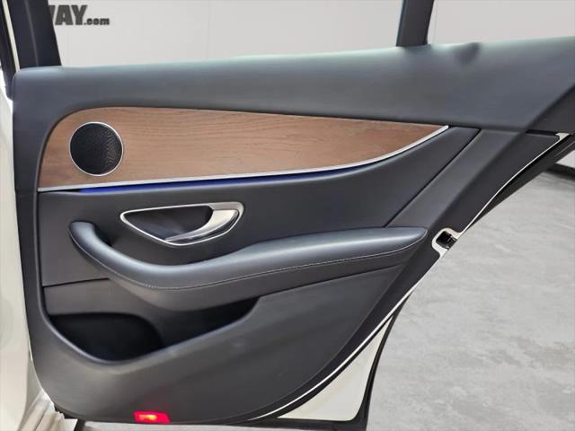 2019 Mercedes-Benz E-CLASS E 300 E 300