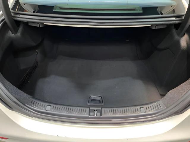 2019 Mercedes-Benz E-CLASS E 300 E 300