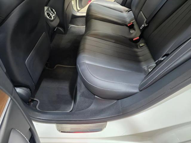 2019 Mercedes-Benz E-CLASS E 300 E 300