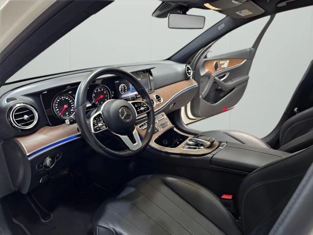 2019 Mercedes-Benz E-CLASS E 300 E 300