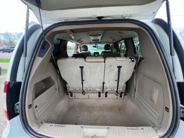 2014 Chrysler Town & Country Touring-L